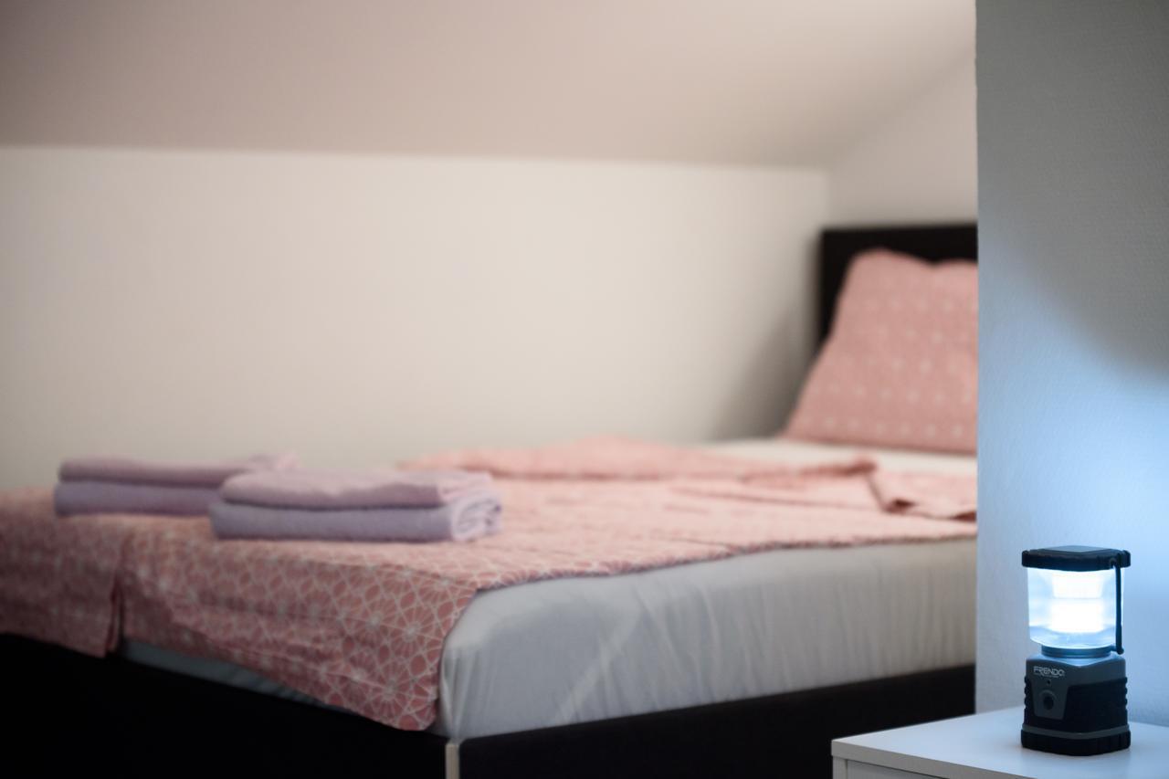 Apartmani Orhideja Gornji Karin Bagian luar foto
