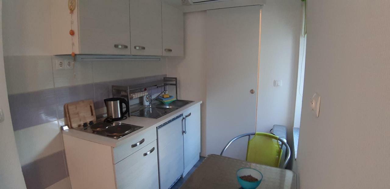Apartmani Orhideja Gornji Karin Bagian luar foto